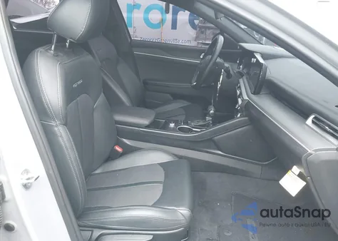 2022 Kia K5 Gt-Line z USA, uszkodzony, nr VIN 5XXG64J23NG110549